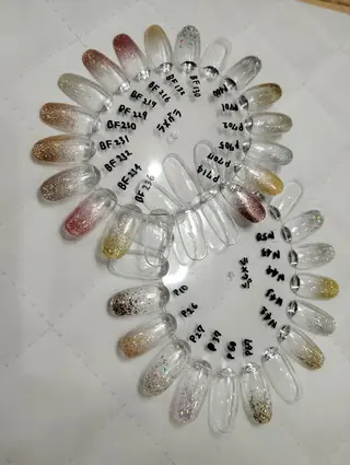 ネイル 🌈 satomiのネイルデザイン