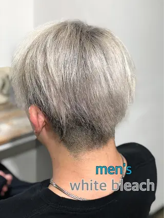 ショート カラー ハイトーン/レイヤー /ケアブリーチ石川治のヘアスタイル