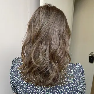 カラー 🔷似合わせのプロ KUMA🔷のヘアスタイル