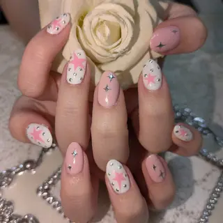 ネイル エステとネイル ローズコンフォートのネイルデザイン