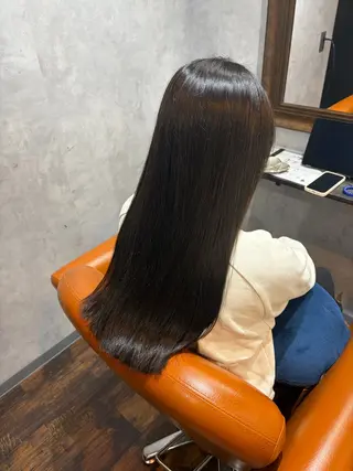 カラー 野川 彩音のヘアスタイル