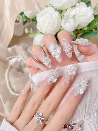ネイル Lee Nailsのネイルデザイン