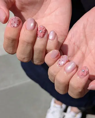 ネイル rokunana 佐野のネイルデザイン