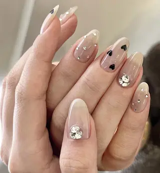 ネイル AB マツエクネイルサロンのネイルデザイン