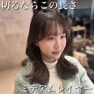 セミロング 🎀大竹美侑／顔まわ りカット／レイヤーのヘアスタイル