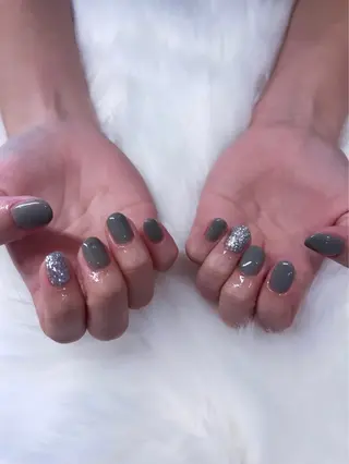 ネイル RÊVIA所属・RÊVIA (レヴィア)のネイルデザイン