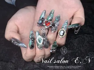 ネイル E.N🦋 長さ出し/持ち込みのネイルデザイン