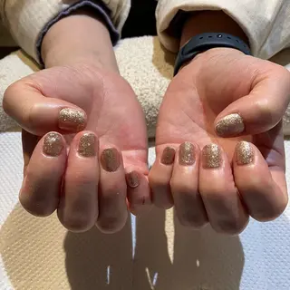 ネイル 鈴木 杏菜のネイルデザイン