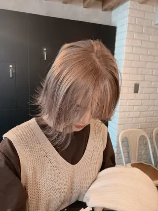 ショート カラー SAKURA 原宿所属・なかの たくみのヘアスタイル