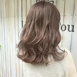 セミロング Eimi エイミのヘアスタイル