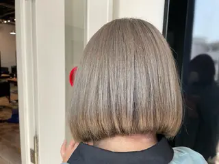 ショート SALOWIN心斎橋Suite店所属・洗っても取れない 髪質改善|OJIROのヘアスタイル