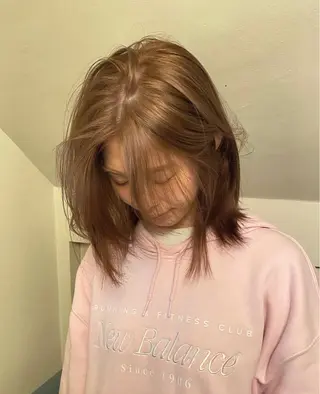 ミディアム カラー 森田遥奈/透明感カラ ー/似合わせカットのヘアスタイル