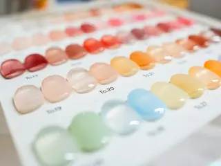 ネイル salon GOLD フォンのネイルデザイン