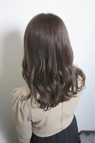 セミロング カラー 土居 正季のヘアスタイル