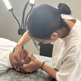 アイブロウ メンズ専門 眉サロン「凛眉 -LINVI-」所属・メンズ専門 眉サロン 凛眉 Mikaの眉毛・アイブロウイメージ