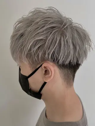 ショート カラー メンズ 佐々木 達也のヘアスタイル