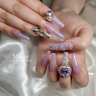 ネイル nailsalon Mirrorのネイルデザイン