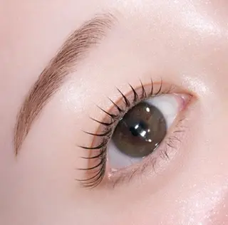 マツエク・マツパ avectoi 𝓻𝓲𝓷𝓪の眉毛・アイブロウイメージ