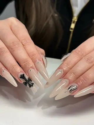 ネイル WOLTOKYO渋谷 yunaのネイルデザイン