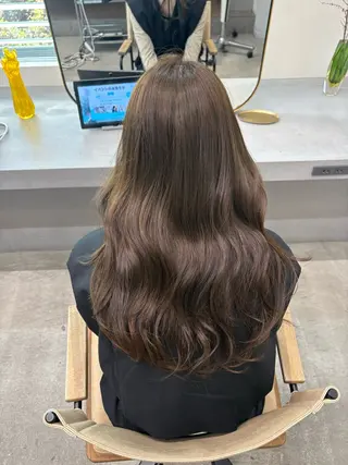 ロング カラー 暖色カラー/透明感 ベージュ/結羽🌼のヘアスタイル