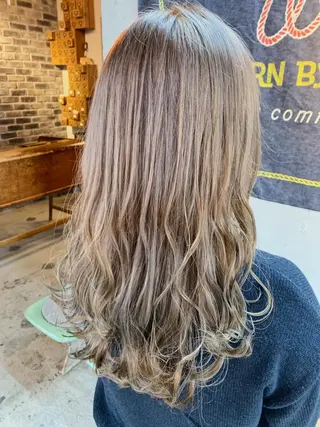 ロング カラー 代表 中島貴志のヘアスタイル