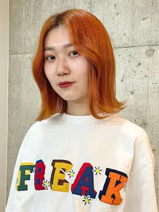 ミディアム 横山 奈央のヘアスタイル