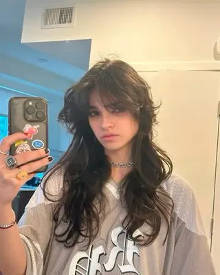 ロング カラー パーマ atelier doux dimanche（アトリエ・ドゥー・ディマンシュ）所属・Fukamiレイヤー 透明感カラーのヘアスタイル