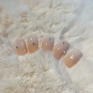 ネイル 🎀チーク/ちゅるん 🫧chisa🎀のネイルデザイン