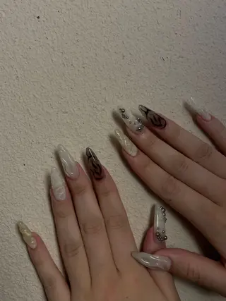ネイル iru.所属・西田 七海のネイルデザイン