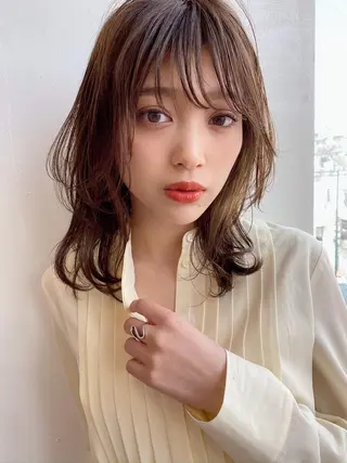 ミディアム 鎌倉 彩のヘアスタイル