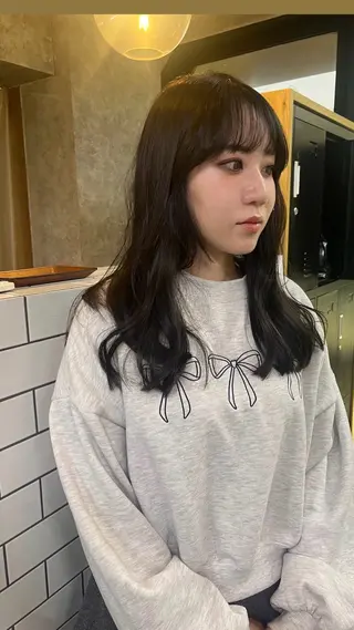 ロング カラー 細川 夕利亜のヘアスタイル