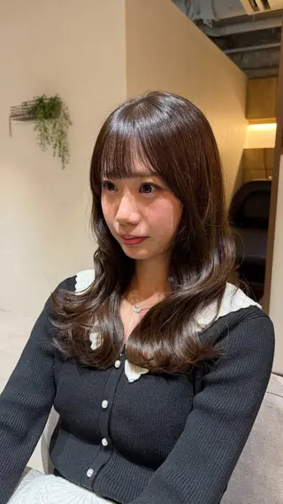 セミロング カラー little lulu 梅田所属・高橋 さやかのヘアスタイル