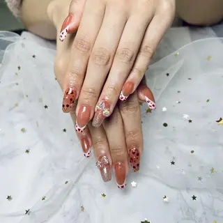 ネイル ダイ ゲンゲンのネイルデザイン