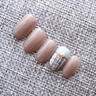 ネイル 山田 麻衣のネイルデザイン