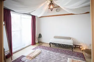 小顔矯正夙川 カレーズのエステ・リラクイメージ