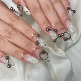 ネイル mily_harajuku所属・韓国ネイル☁️ haruna🌛のネイルデザイン