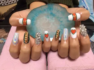 ネイル フラワー ムーンのネイルデザイン