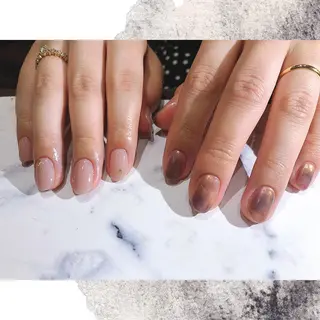 ショート カラー キッズ ネイル マツエク・マツパ illum hicariのネイルデザイン