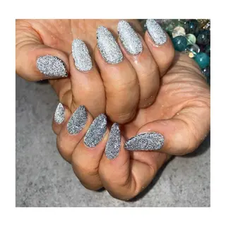 ネイル 駒月 明日香の眉毛・アイブロウイメージ