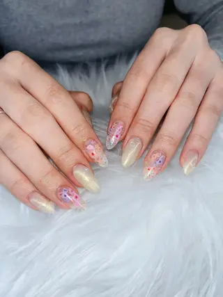 ネイル VIERU YURIのネイルデザイン