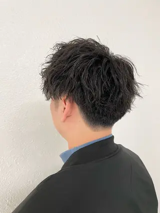 パーマ メンズ 國井 誠のヘアスタイル