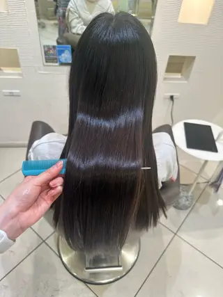 ロング カラー ヘアアレンジ タイトボブ個性派カラ ーAKANEのヘアスタイル