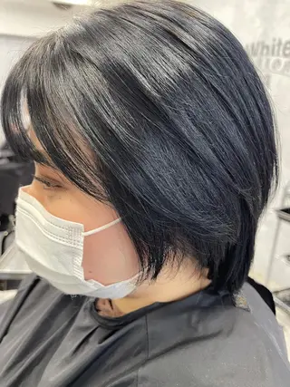 ショート カラー オフホワイトアンドなんば所属・福西 洋斗のヘアスタイル