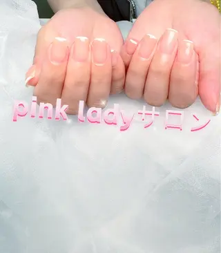 ネイル pink ladyサロン所属・べ にのネイルデザイン