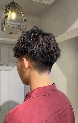 パーマ メンズ お洒落カジュアル🍃 まなとのヘアスタイル