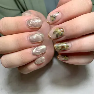 ネイル atelier　FIORITURA所属・FIORITURA aiのネイルデザイン