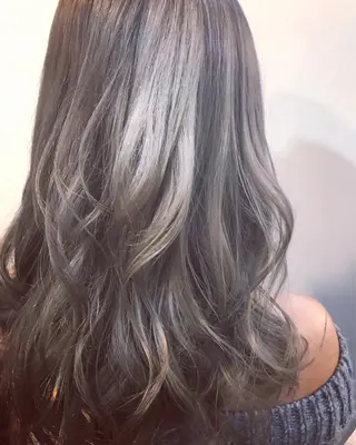 ロング 【メンズ&髪質改善】 萬納陽介のヘアスタイル