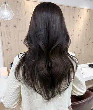 セミロング カラー 新宿/韓国ヘア/ 髪質改善ストレートのヘアスタイル