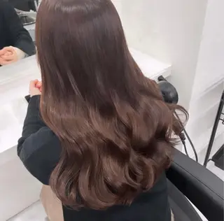 ロング カラー 🫧うる艶トレンド 🫧透明感カラーのヘアスタイル