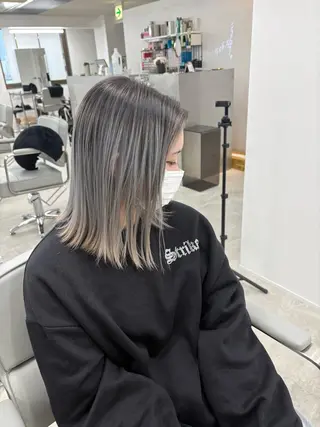 ミディアム ブリーチ/ゆうと /バレイヤージュのヘアスタイル